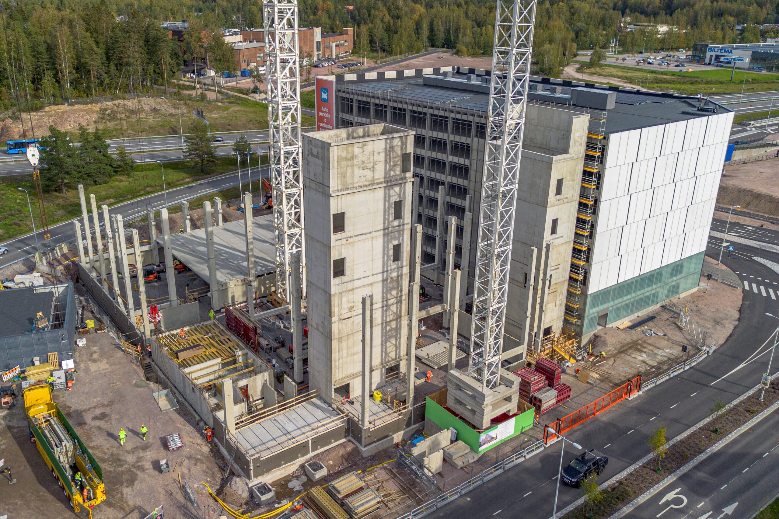 Post-tensioning work on concrete structures at the Hybridi Arena