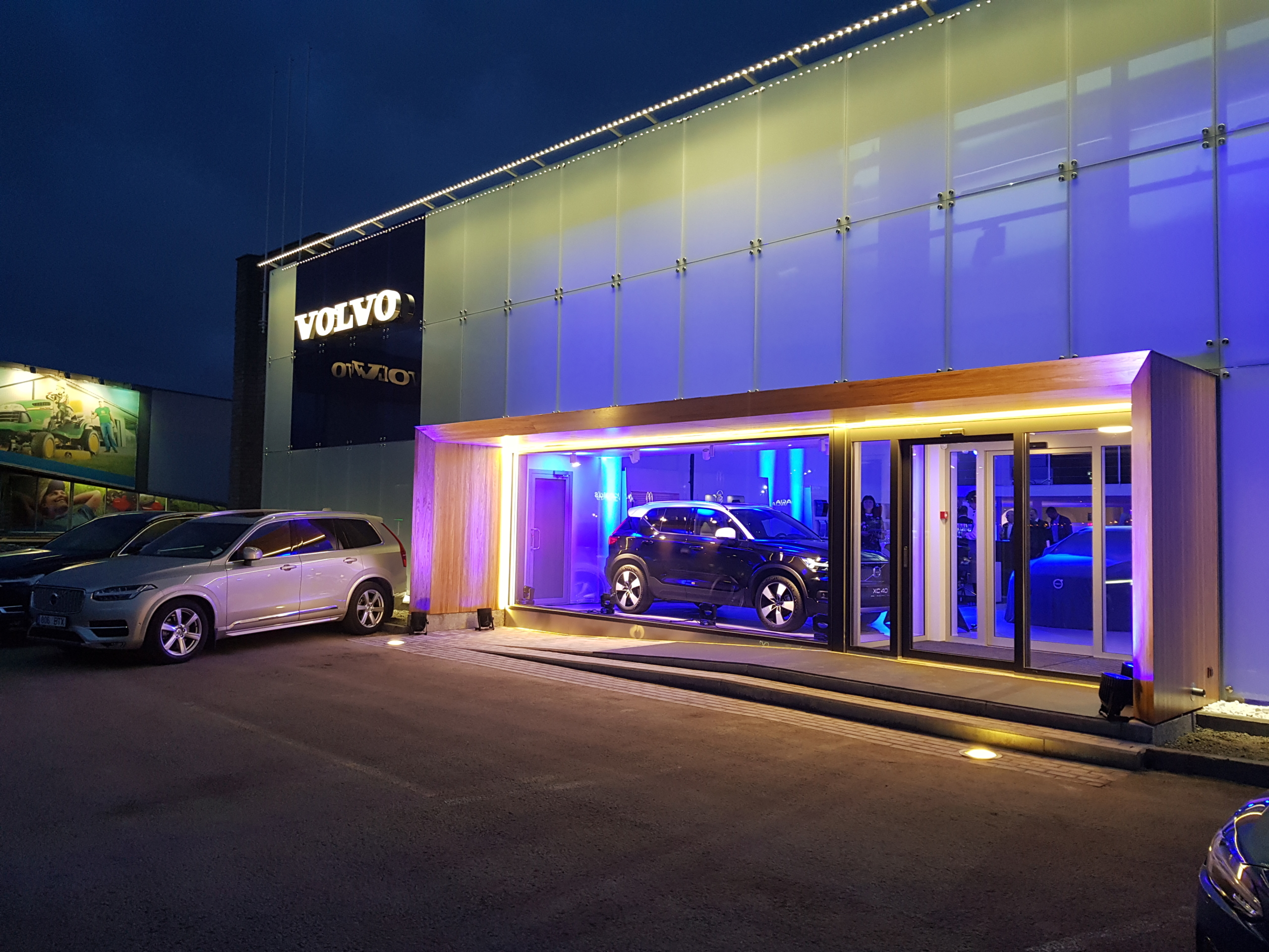 Info-Auto Pärnu Volvo esinduse rekonstrueerimine