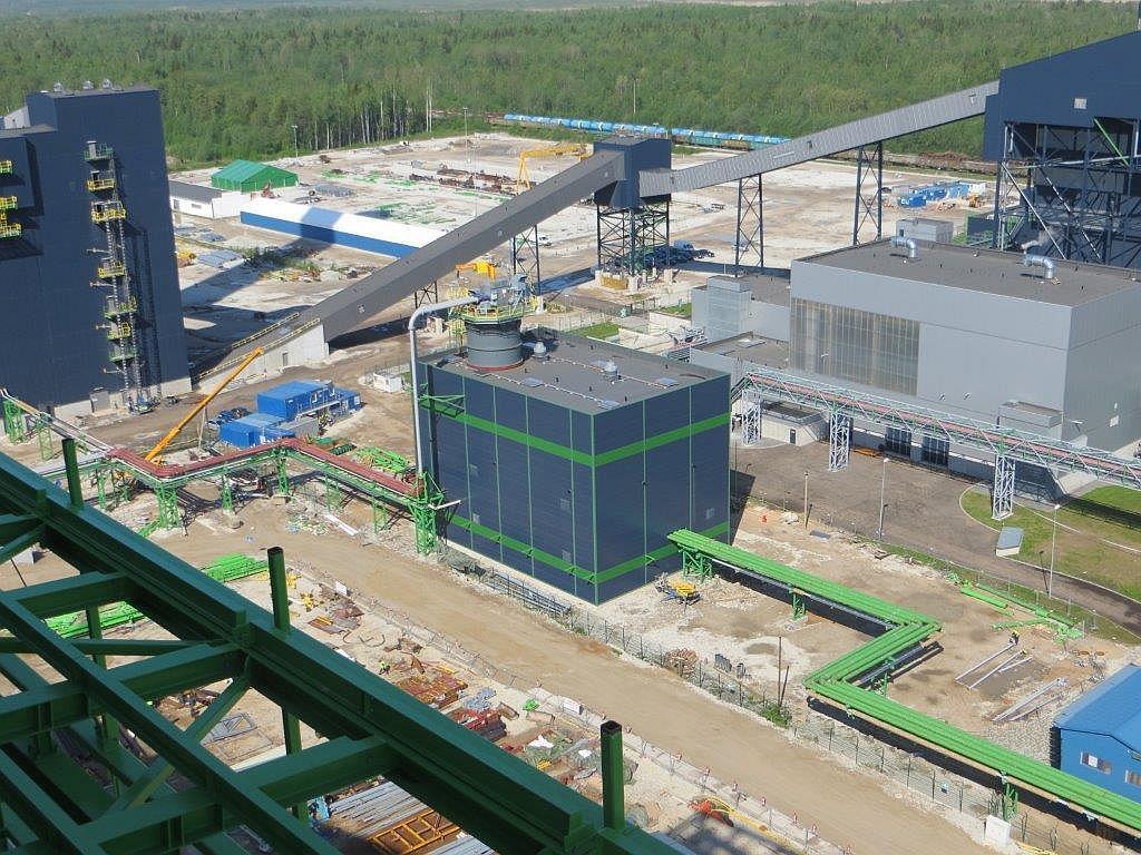 Eesti Elektrijaama tuhaärastuskompleksi terase ja katendite paigaldus