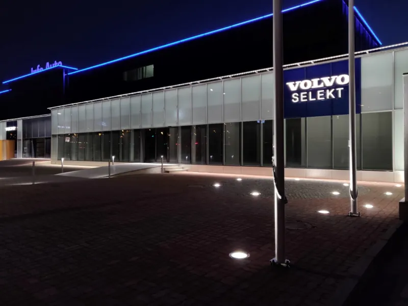 Volvo1(Large)